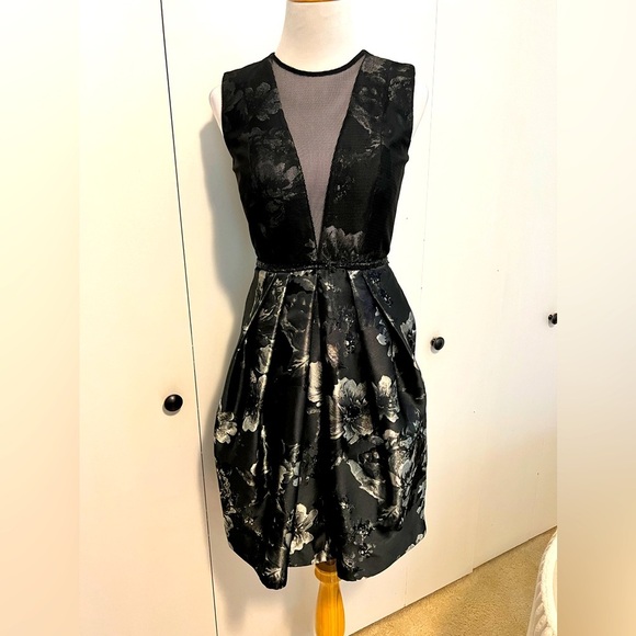 Neiman Marcus Cocktail Dress - Picture 2 of 9